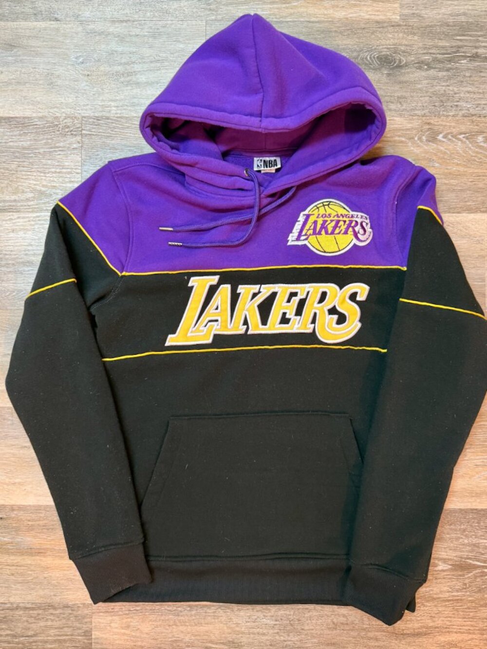 Official NBA Los Angeles Lakers Colorblock Fleece Hoodie Purple/Black Medium